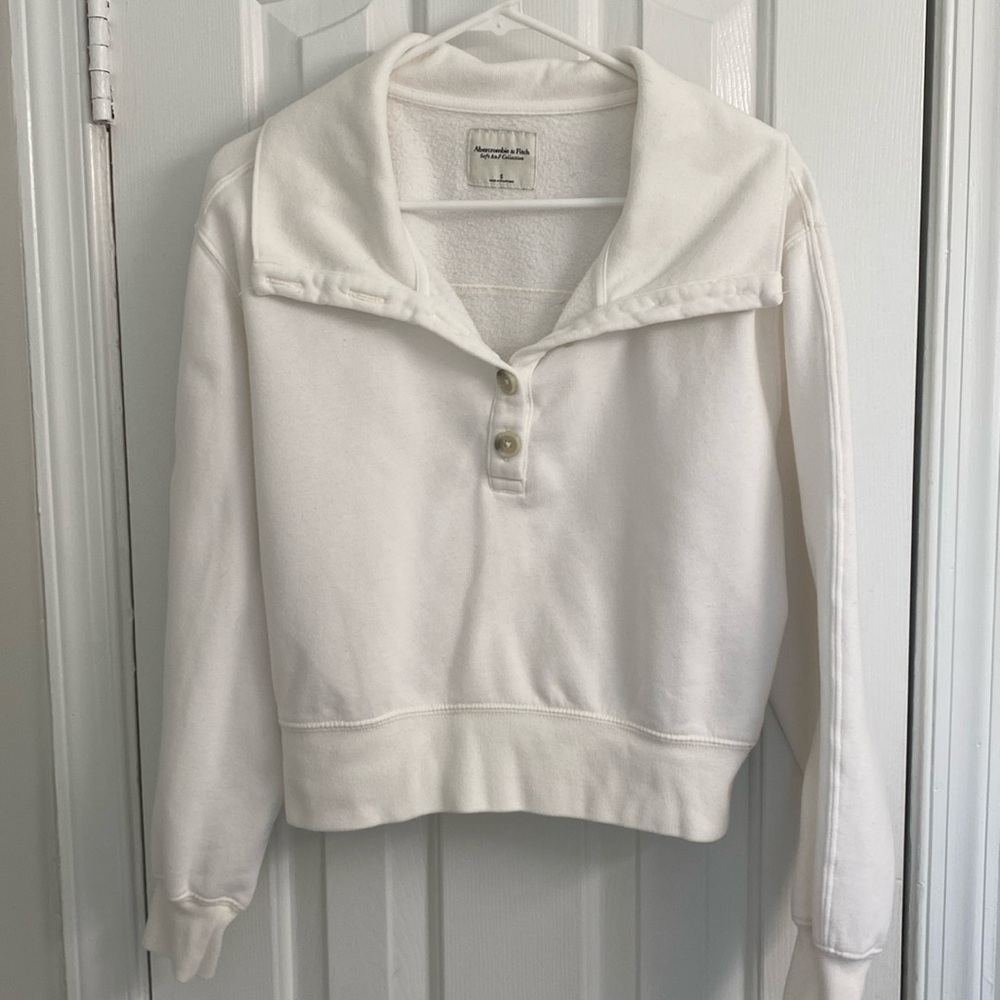 Like New Abercrombie Cropped Swestshirt